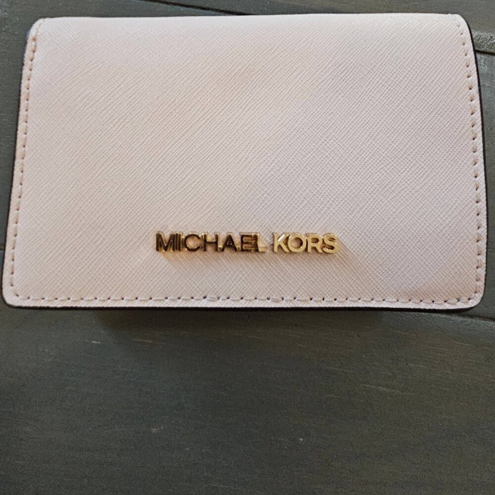 Michael Kors Soft Pink Grained Leather Bifold Snap Wallet With Logo NWT - Picture 5 of 14